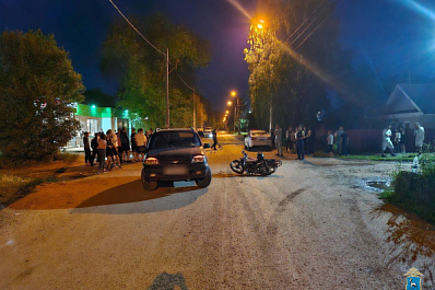 В Самаре 15-летний мальчик на мопеде попал под колеса иномарки