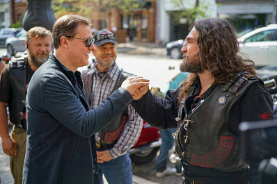 "Это точно надо видеть. Невозможно пересказать": в Самаре прошел специальный показ фильма лидера "Ночных волков" "Русский реактор"