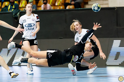 В Ростове гандбольная "Лада" осталась без очков 