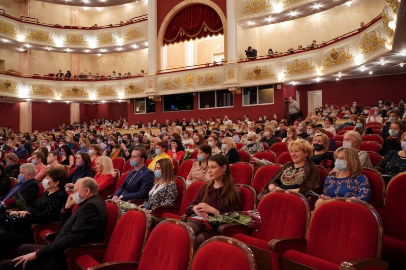 Самарскому академическому театру оперы и балета присвоят имя Дмитрия Шостаковича