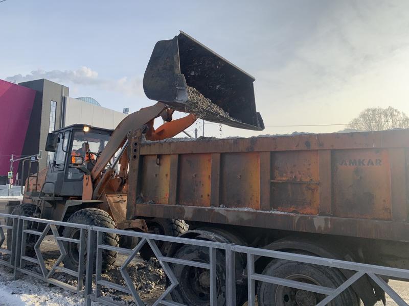 В Самаре расчистили улицу Народную, отремонтированную в рамках нацпроекта