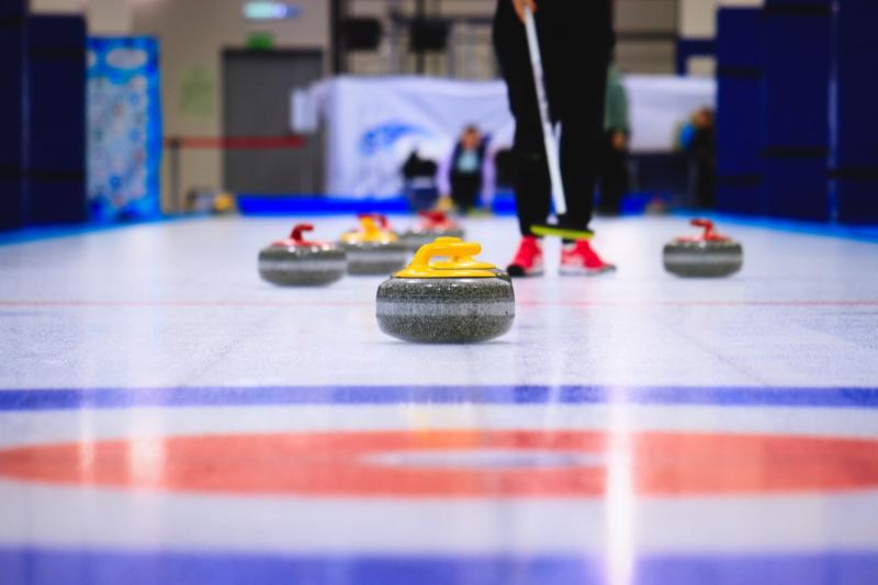 Самарские спортсмены выиграли всероссийские соревнования по керлингу