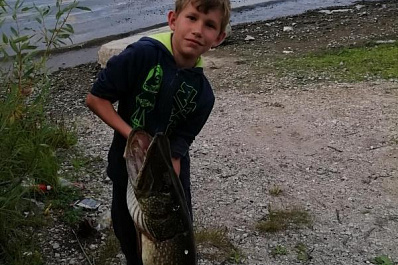 9-летний мальчик из Сызрани поймал большую щуку