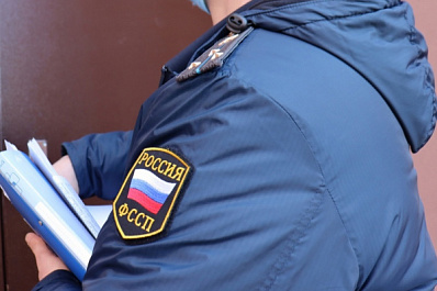 За долг по налогам у самарской фирмы арестовали грузовики, спецтехнику и иномарку