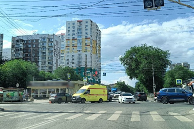 В Самаре 24 июня Audi пролетел на "красный" и врезался в Changan