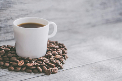 Нутрициолог объяснил, через какое время кофеин перестает влиять на организм