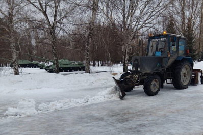 В Тольятти дорожные службы усиленно борются с гололедом