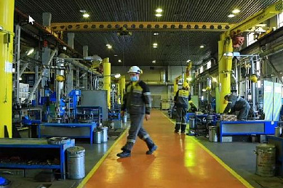 Новокуйбышевский НПЗ внедряет в работу нейросети и умные каски