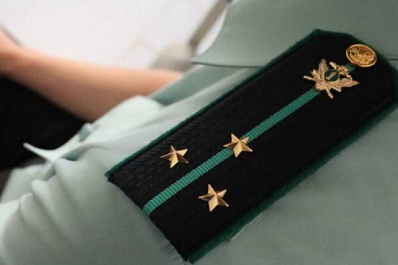 В Самаре за долги по налогам арестовали Land Rover