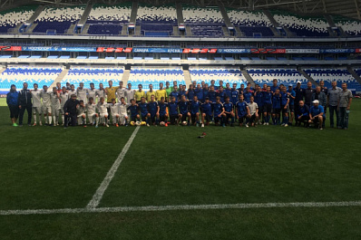 В День физкультурника дети сыграли на главной спортивной арене региона