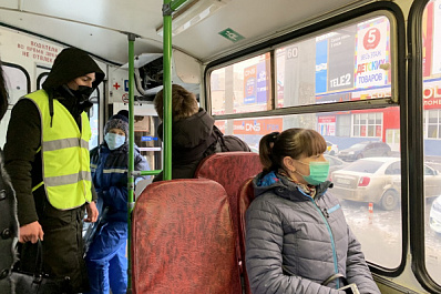 В Самаре на пассажиров общественного транспорта без масок составили 131 протокол