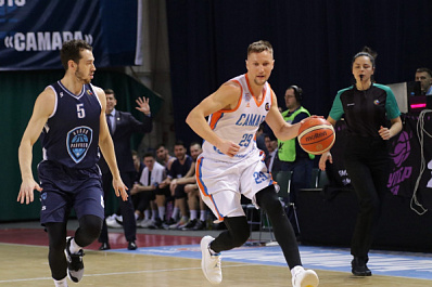 Баскетбольная "Самара" обыграла "Купол-Родники"