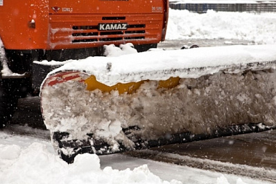 В Тольятти задействовали максимум техники и людей на очистку дорог