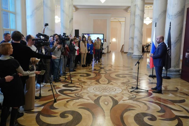 В Самаре в театре оперы и балета им. Шостаковича открыли постоянную выставку по проекту "Новый музей театра"