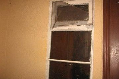 Семейную пару из Красноярского района избили и ограбили в собственном доме