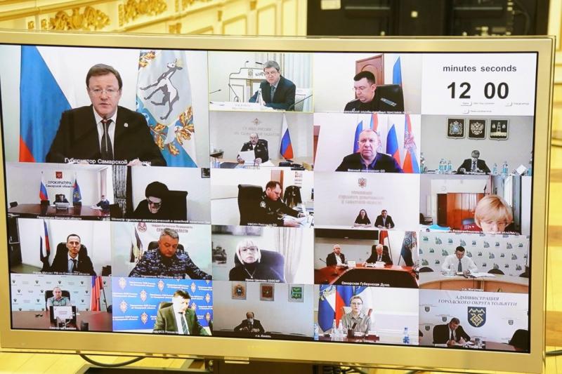 Дмитрий Азаров призвал депутатов и чиновников подать пример и пройти тест на наркозависимость