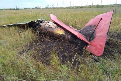 Следователи назвали версию крушения самолета в Самарской области