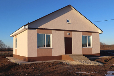 В Большеглушицком районе строят дома для врачей и учителей