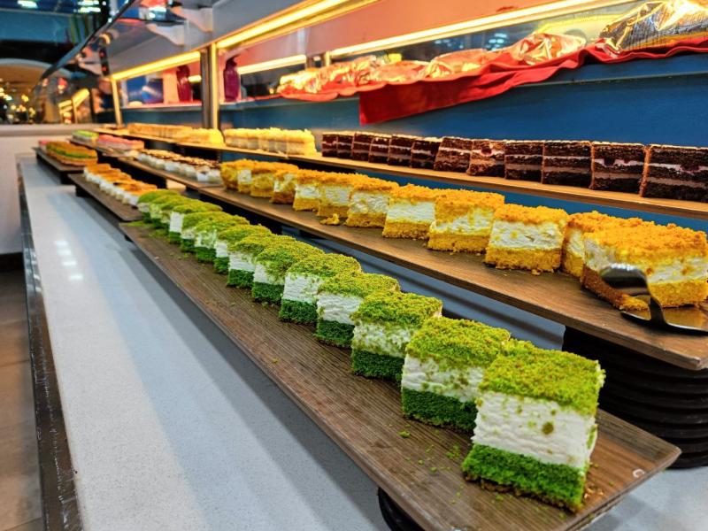 Диетолог рассказал о допустимой суточной норме сахара для взрослых и детей