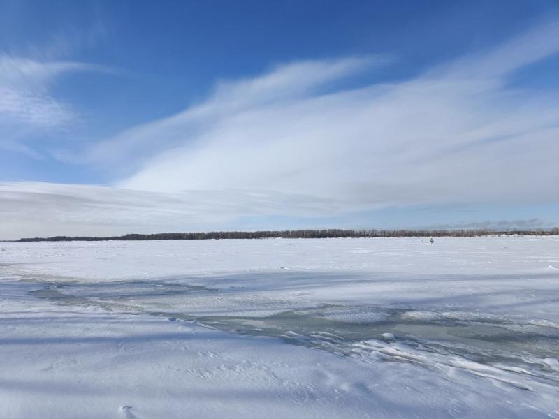 Стала известна толщина льда на Волге в Самарской области