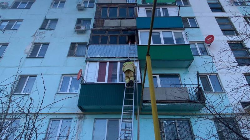 В Самарской области 1 апреля эвакуировали 14 человек из-за пожара в квартире 