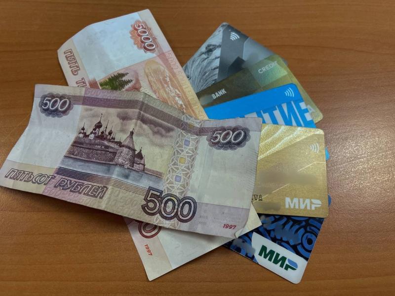 В ПФО пенсионерка перевела мошенникам 1,5 млн рублей