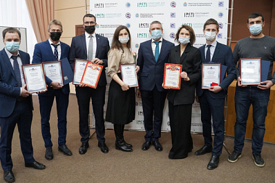 Масла и присадки самарской "Роснефти" вошли в число "Ста лучших товаров России - 2021"