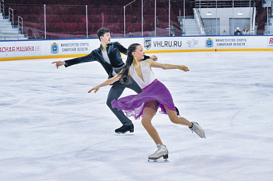 Во Дворце спорта прошли всероссийские соревнования по фигурному катанию на коньках