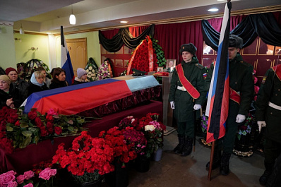 "Веселый, отзывчивый, справедливый": в Курумоче попрощались с односельчанином, погибшим в зоне СВО