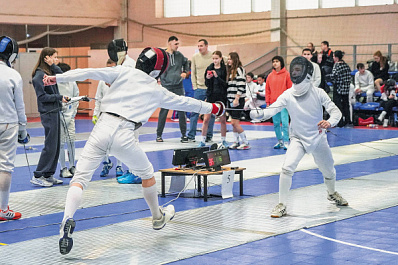 Скрестили клинки: в Самарской области проходят всероссийские соревнования по фехтованию