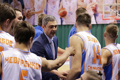 Баскетболисты «Самары» разгромили «Рязань»