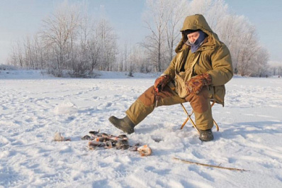 На водоемах Самарской области сотрудники МЧС провели рейд по тонкому льду