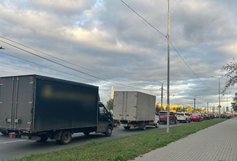 В Самаре вечером 9 сентября Московское шоссе сковала пробка