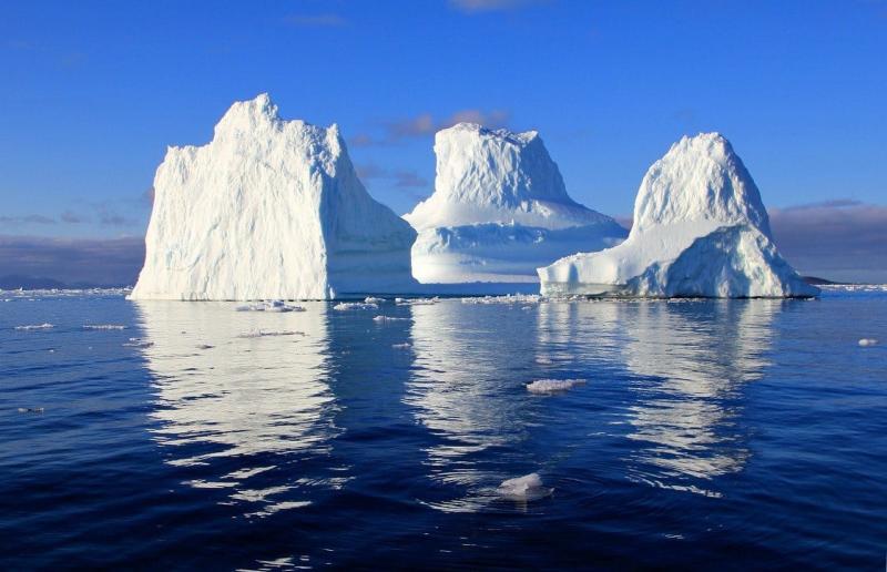 От Антарктиды откололся айсберг размером с Санкт-Петербург