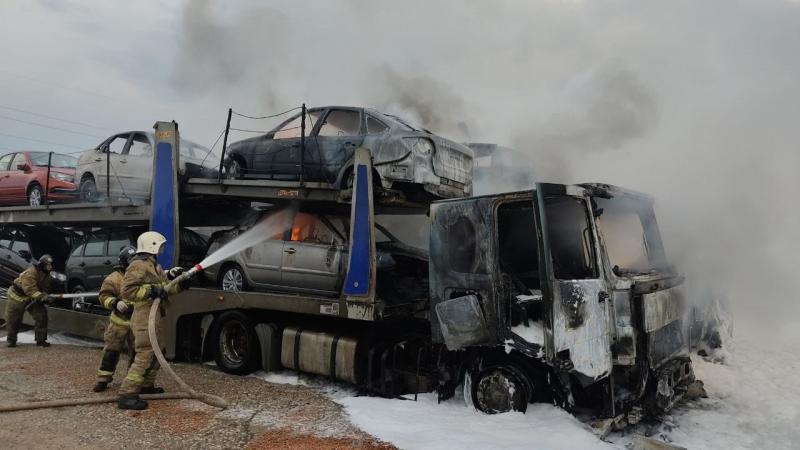 В Самарской области в огне сгорели шесть новых "Грант"