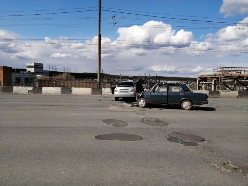 В ДТП в Комсомольском районе Тольятти пострадали 3 человека