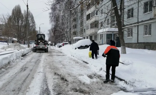 В ночь на 17 января на самарские дороги выйдут 263 снегоуборочные машины