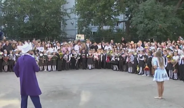 В Самарской области сегодня за парты сядут 346 410 учеников 