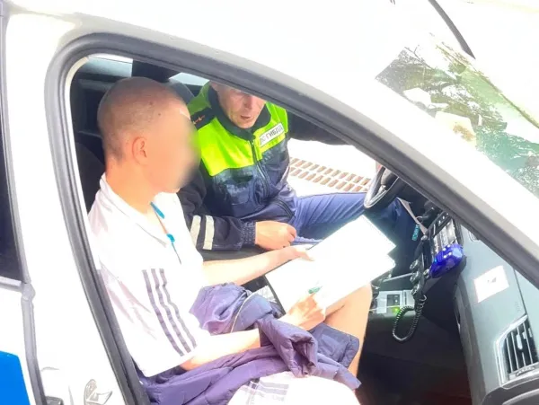 В Тольятти оштрафовали курьера, пытавшегося на мопеде скрыться от полиции