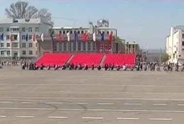 В Самаре на площади Куйбышева к 1 Мая установили трибуны