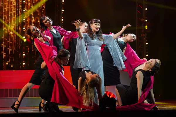 В Самарском театре оперы и балета выступили Харатьян и Гришаева