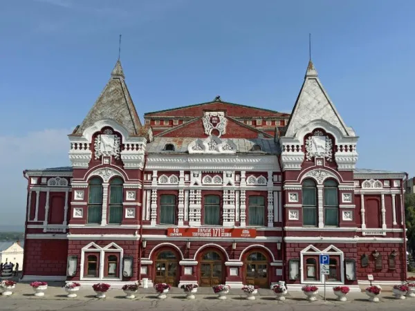 Сергей Филиппов будет трудиться в двух самарских театрах 