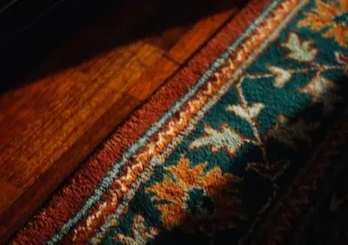 Жительница Оренбурга отсудила 176 тысяч рублей у компании, которая плохо почистила ковер