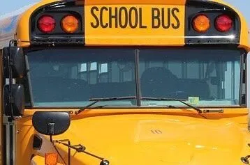 41 дополнительный автобус получили школы в Самарской области