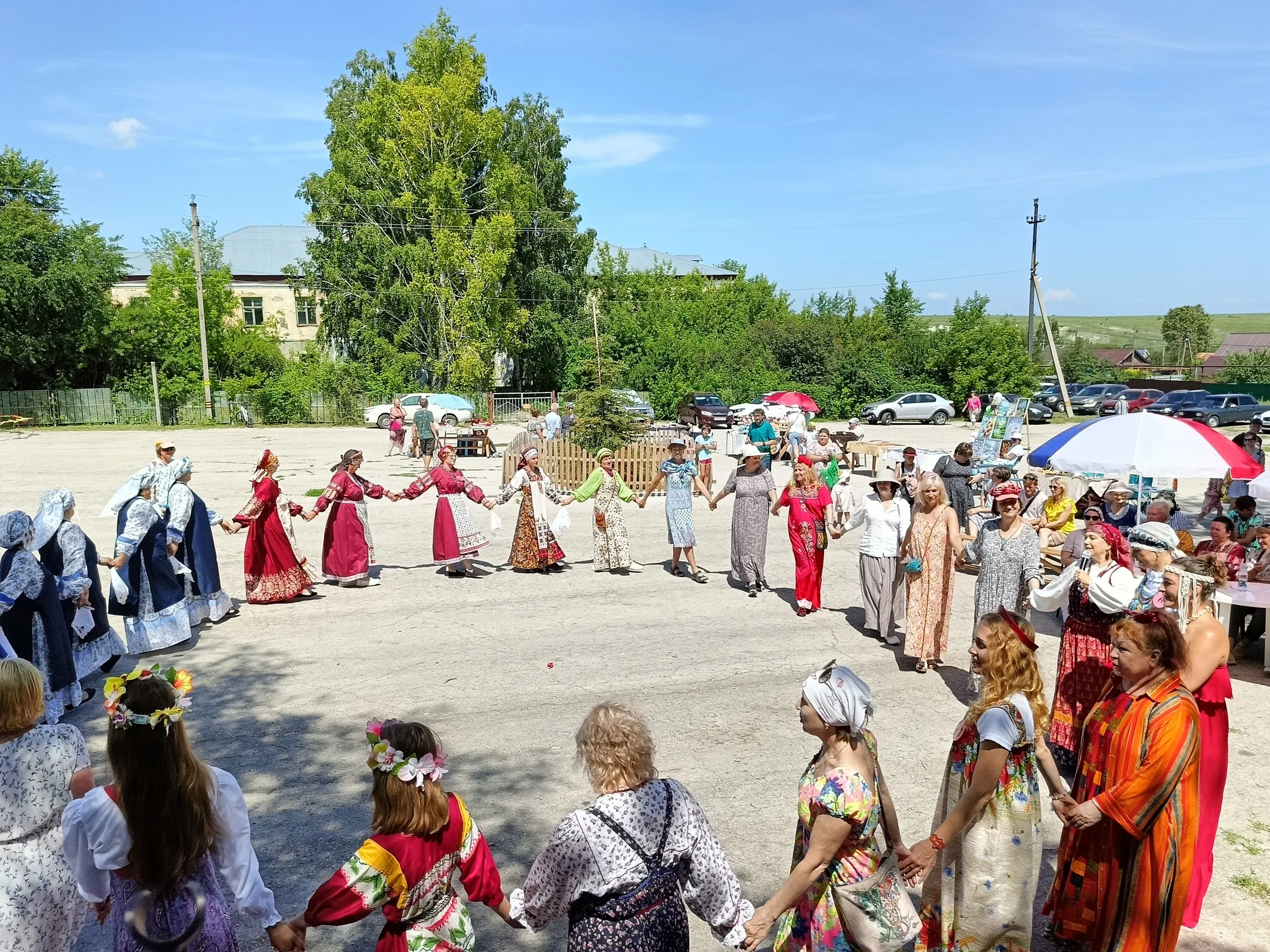 В Самарской области прошел фестиваль-конкурс народных костюмов | СОВА -  главные новости Самары