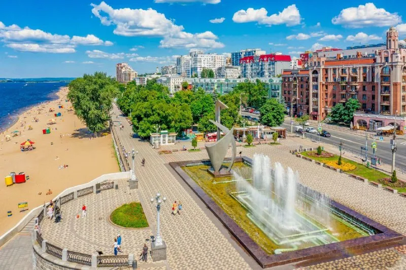 На самарской набережной сократилось число заведений общепита