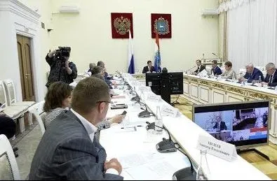 Самарские депутаты обсудили вопросы социально-экономической жизни региона