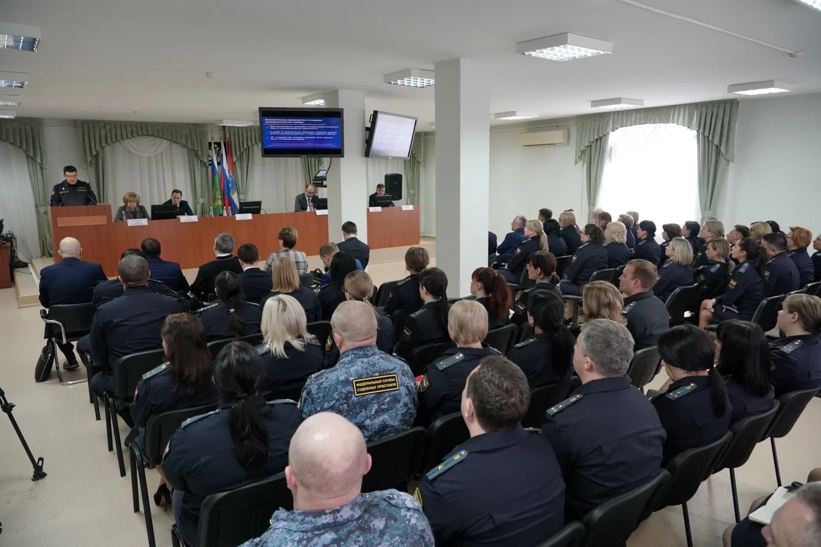 На защите прав граждан: судебные приставы Самарской области подвели итоги  прошлого года | СОВА - главные новости Самары