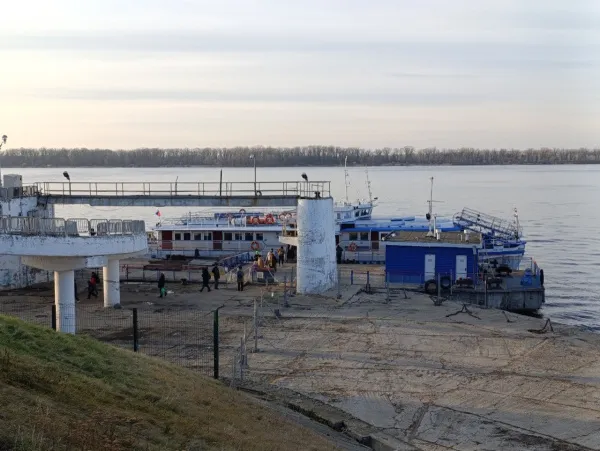 В Самаре с 27 октября закроется 8 остановок "омиков" на Волге