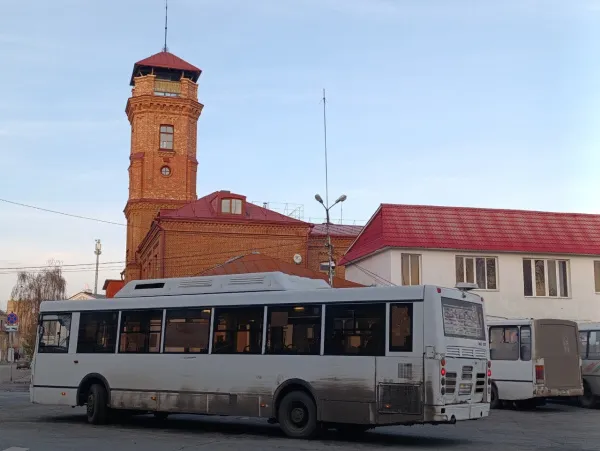 В Самаре 5 и 7 мая автобусы поедут в объезд центральных площадей